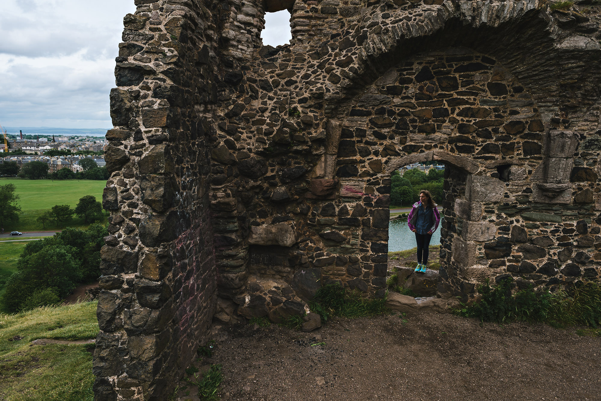 woman at edinburgh castle rocks