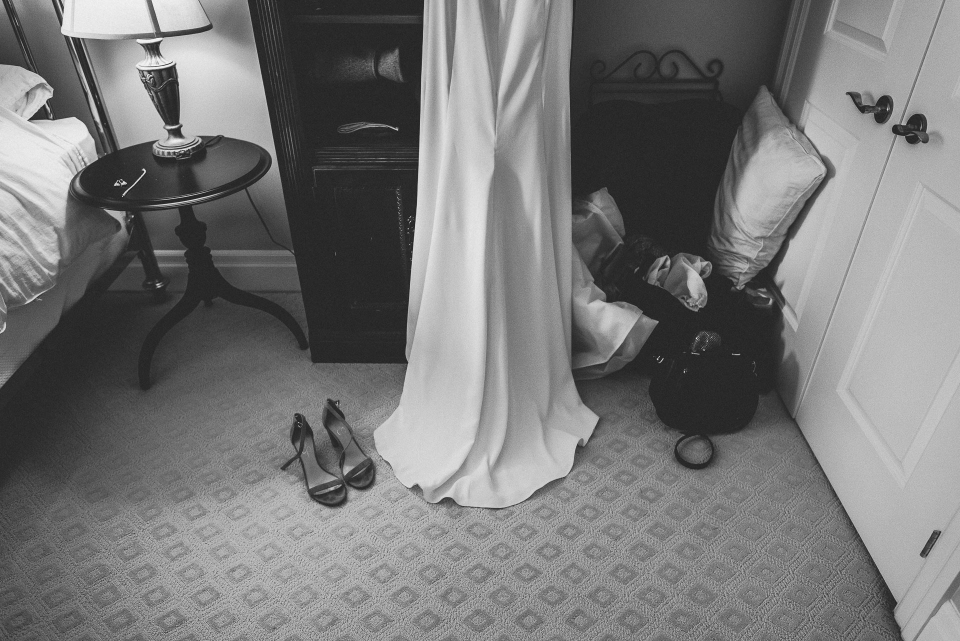Bride's wedding dress